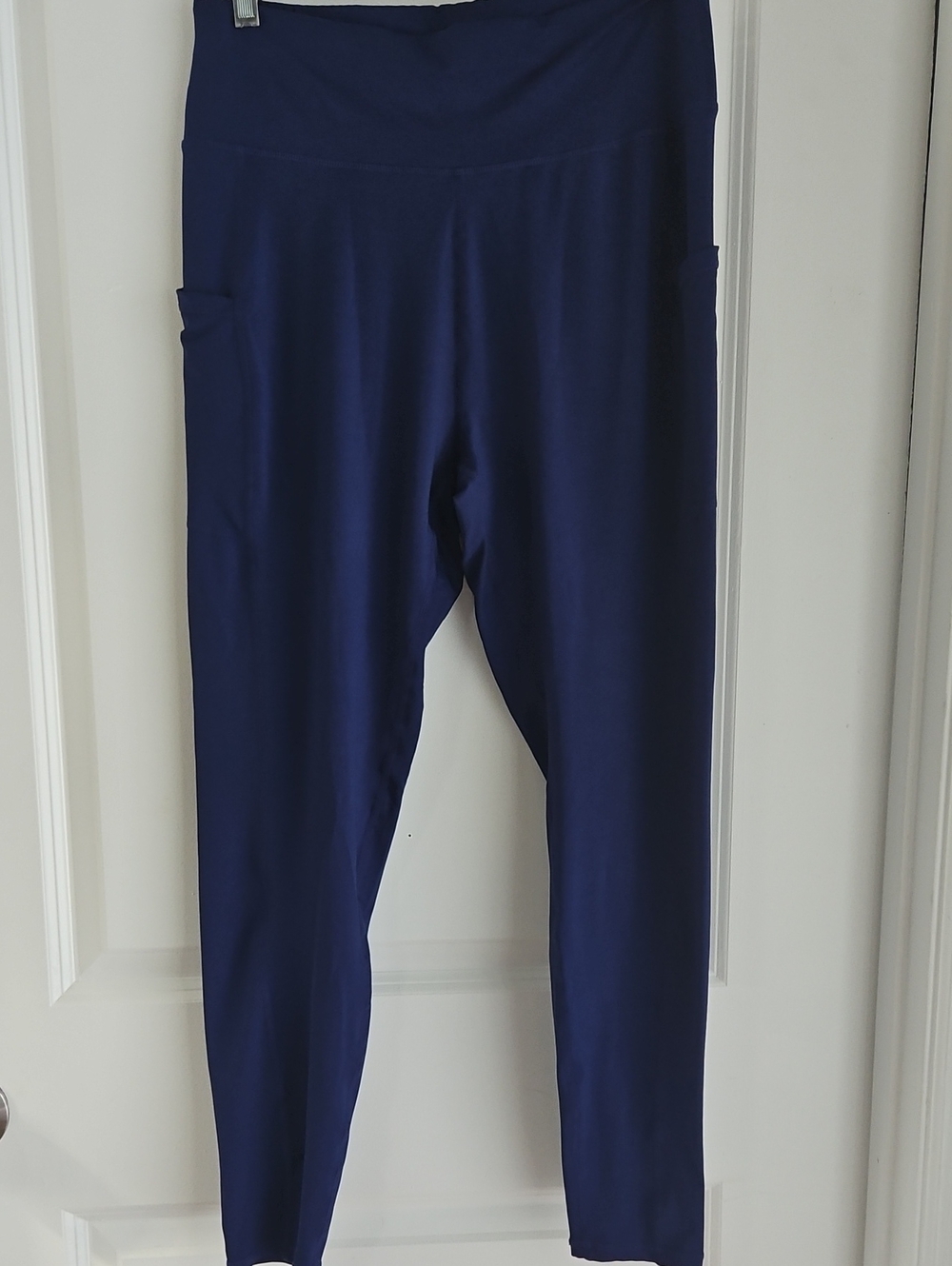 Women's High-Waist Navy Leggings with Side Pockets